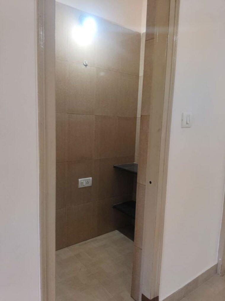 Bathroom, hsr layout 2 Bedroom 1230 Sq.Ft. Builder Floor In Hsr Layout Bangalore 10244976