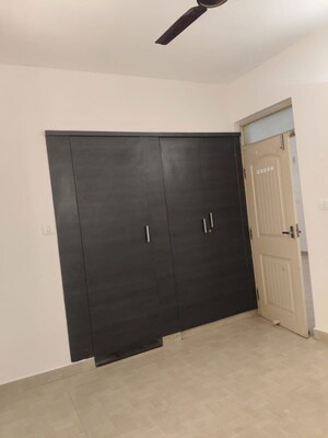 Room in 2 BHK Builder Floor at Hsr Layout – for Rent