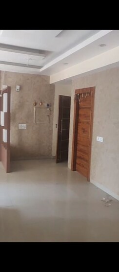 2 BHK Apartment For Rent in RPS Savana