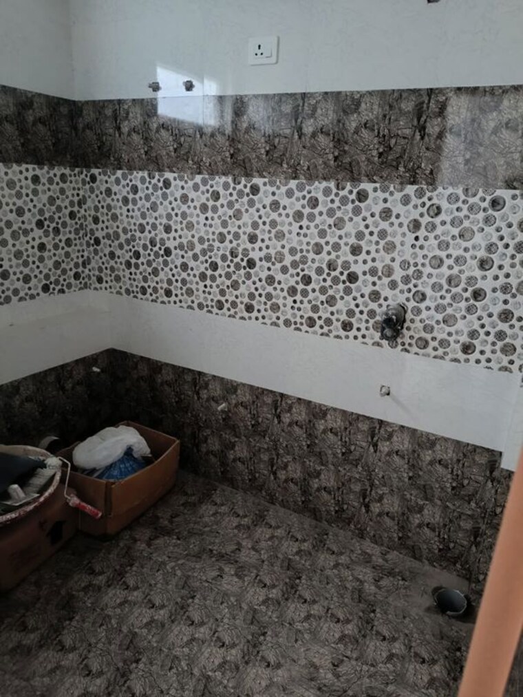 Bathroom, arsha-madhav-greens 3 Bedroom 1392 Sq.Ft. Independent House In Gomti Nagar Lucknow 10245063
