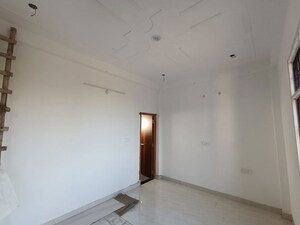 Room in 3 BHK Independent House at Arsha Madhav Greens, Gomti Nagar – for Sale