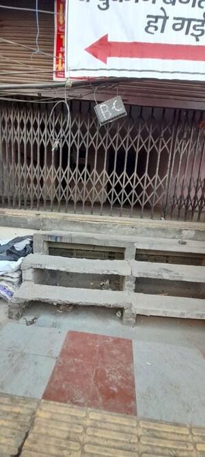  Shop – Exterior View View at Almas Star Tower, Husainganj - for Rent