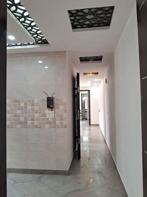 Building Lobby in 2 BHK Builder Floor at Amar Colony – for Rent