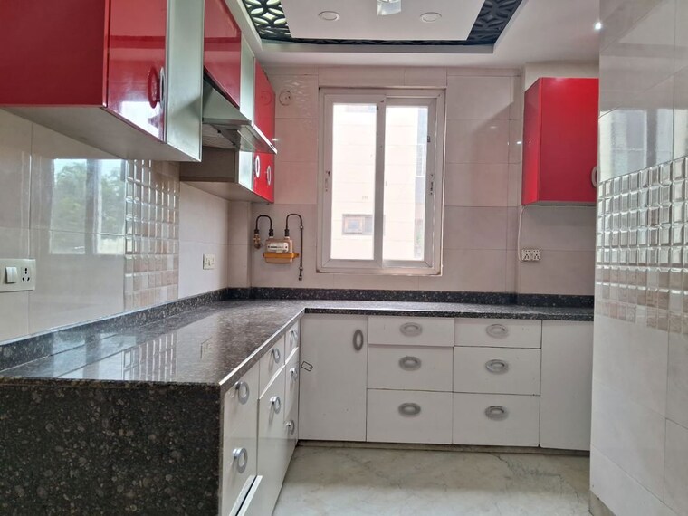 Kitchen, amar colony 2 Bedroom 1000 Sq.Ft. Builder Floor In Amar Colony Delhi 10245149