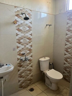 Bathroom in 2 BHK Independent House at Gomti Nagar – for Rent