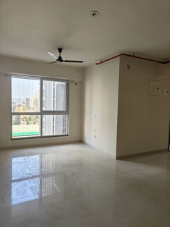 2 BHK Apartment For Rent in Sheth Zuri