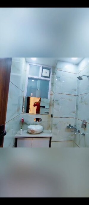 Bathroom in 3 BHK Builder Floor at Puri Kohinoor, Sector 89 – for Rent
