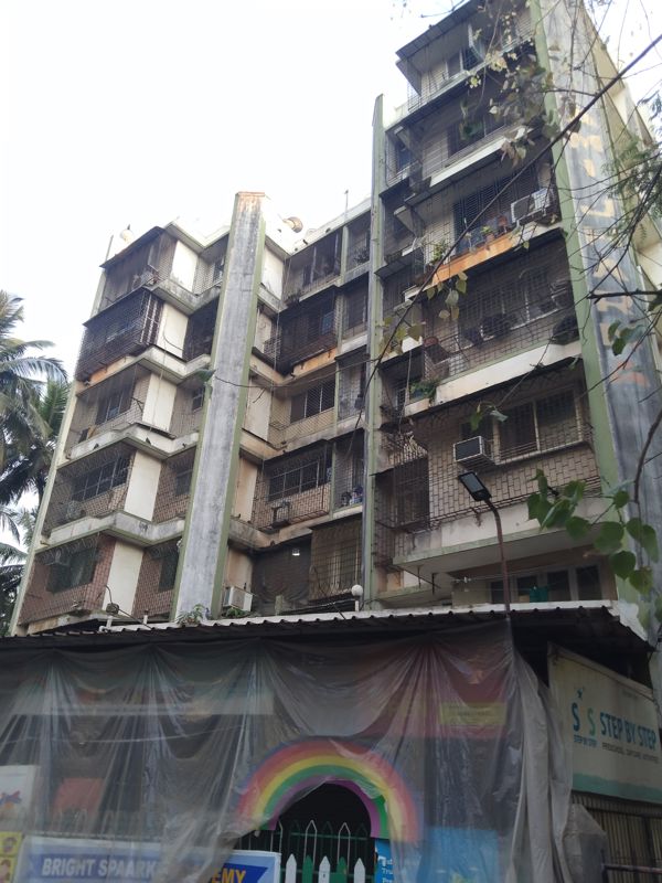 1 BHK 600 Sq.Ft. Apartment in Ami Jharna CHS