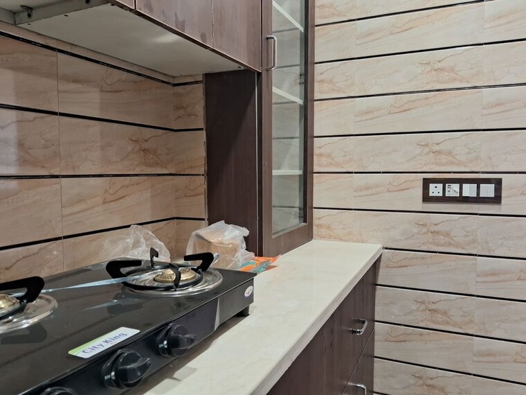 Kitchen, dayanand colony 2 Bedroom 1000 Sq.Ft. Builder Floor In Dayanand Colony Delhi 10245174