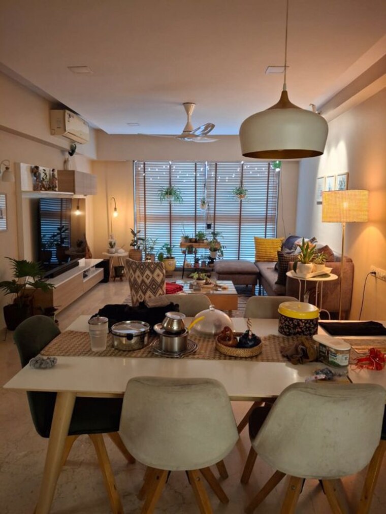 Living Room, adani-western-heights-sky-apartments 3.5 Bedroom 1230 Sq.Ft. Apartment In Andheri West Mumbai 10217988