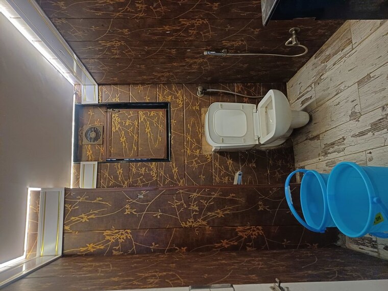 Bathroom, morya-landmark-2 Commercial Office Space 2200 Sq.Ft. In Andheri West Mumbai 10245160