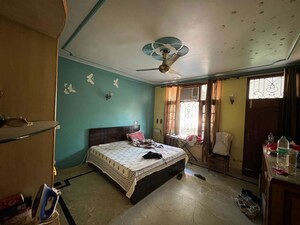 Bedroom in 3 BHK Villa at Sector 23 – for Rent