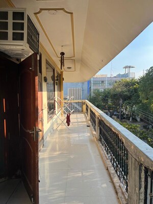 Balcony in 3 BHK Villa at Sector 23 – for Rent