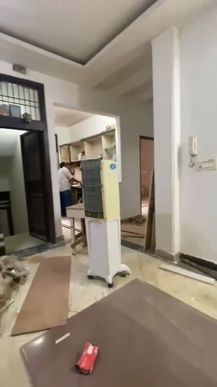 Team Area, rohini sector 24 2 Bedroom 32 Sq.Mt. Builder Floor In Rohini Sector 24 Delhi 10245176