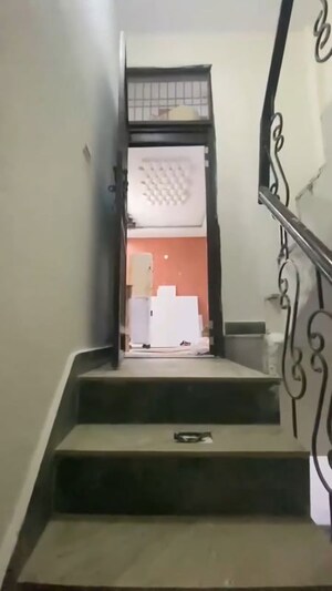 2 BHK Builder Floor For Sale in Rohini Sector 24