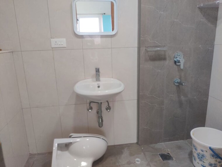 Bathroom, indis-viva-city 3 Bedroom 2000 Sq.Ft. Apartment In Kondapur Hyderabad 9719059