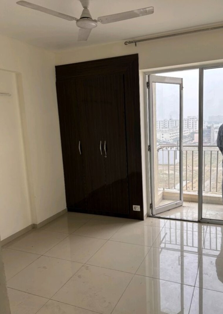 Bedroom, wave-dream-homes 1 Bedroom 578 Sq.Ft. Apartment In Wave City Ghaziabad 10245212