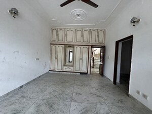 3 BHK Builder Floor For Rent in Sector 2