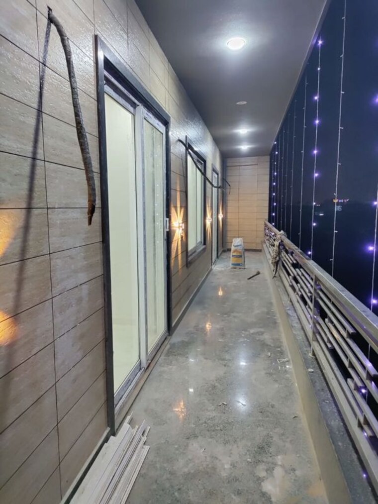 Balcony, sector 5 4 Bedroom 2500 Sq.Ft. Builder Floor In Sector 5 Gurgaon 10245334