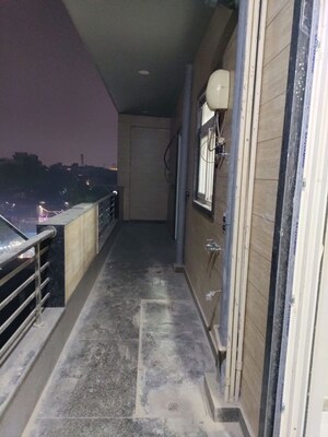 Building Lobby in 4 BHK Builder Floor at Sector 5 – for Rent