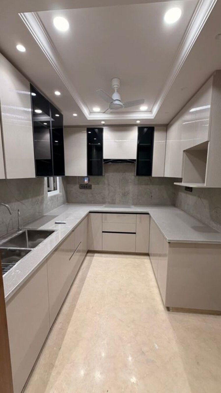 Kitchen, east of kailash 3 Bedroom 1250 Sq.Ft. Builder Floor In East Of Kailash Delhi 10245500