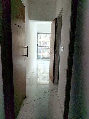 1 BHK Apartment – Entrance View at Aniline Avanya Tower B, Dahisar East - for Sale