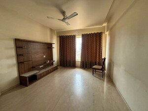 Room in 3 BHK Apartment at Aditi Ribera, Baner – for Rent