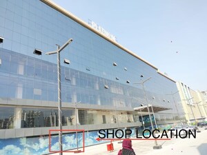  Shop – Exterior View View at MIPL Platinum Mall, Sushant Golf City - for Rent
