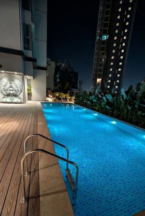 Swimming Pool in 3 BHK Apartment at Indiabulls Sky Forest, Lower Parel – for Rent
