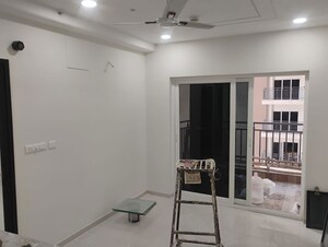 Room in 2 BHK Apartment at Aparna Zenon, Puppalaguda – for Rent