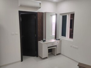 Room in 2 BHK Apartment at Aparna Zenon, Puppalaguda – for Rent