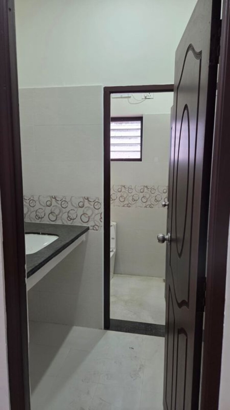 Bathroom, medavakkam Commercial Office Space 1864 Sq.Ft. In Medavakkam Chennai 10216308