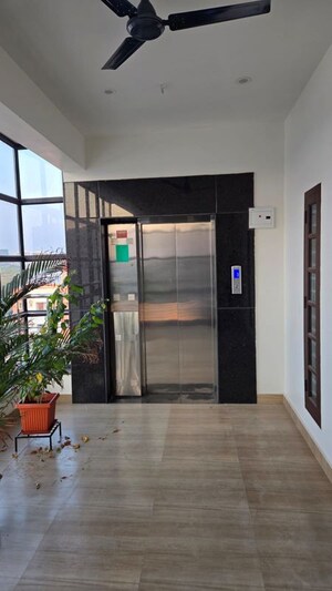 Lift in  Office Space at Medavakkam – for Rent