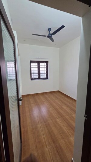  Office Space – Exterior View View at Medavakkam - for Rent