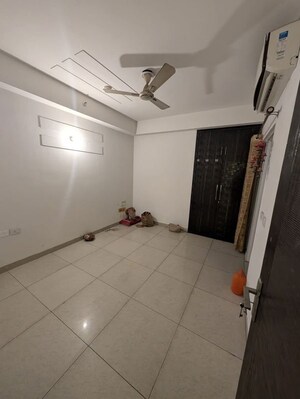 4 BHK Apartment For Rent in Ajnara Homes, Sector 16b Greater Noida