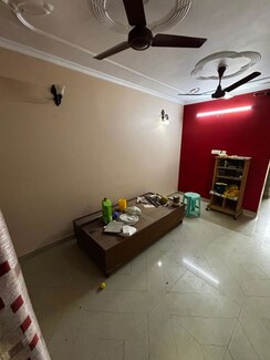 2 BHK + Store Room Apartment For Rent in Dhawal Giri Apartment