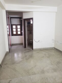 3 BHK Builder Floor For Rent in Janakpuri