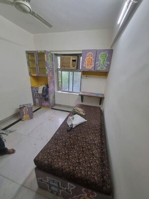 Bedroom in 2 BHK Apartment at Bandra West – for Rent