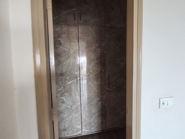 Bathroom, pareena-micasa 3 Bedroom 1999 Sq.Ft. Apartment In Sector 68 Gurgaon 10245777