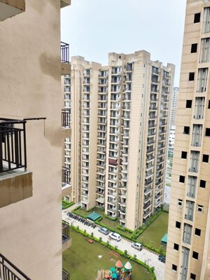 Master Plan in 2 BHK Apartment at Aims Greens Avenue, Sector 4 Greater Noida – for Rent