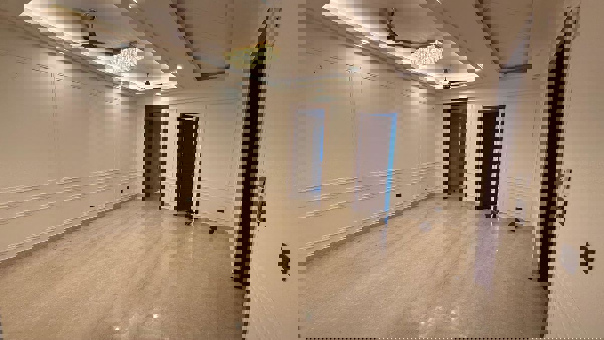 3 BHK 1650 Sq.Ft. Apartment in Jagriti Apartments