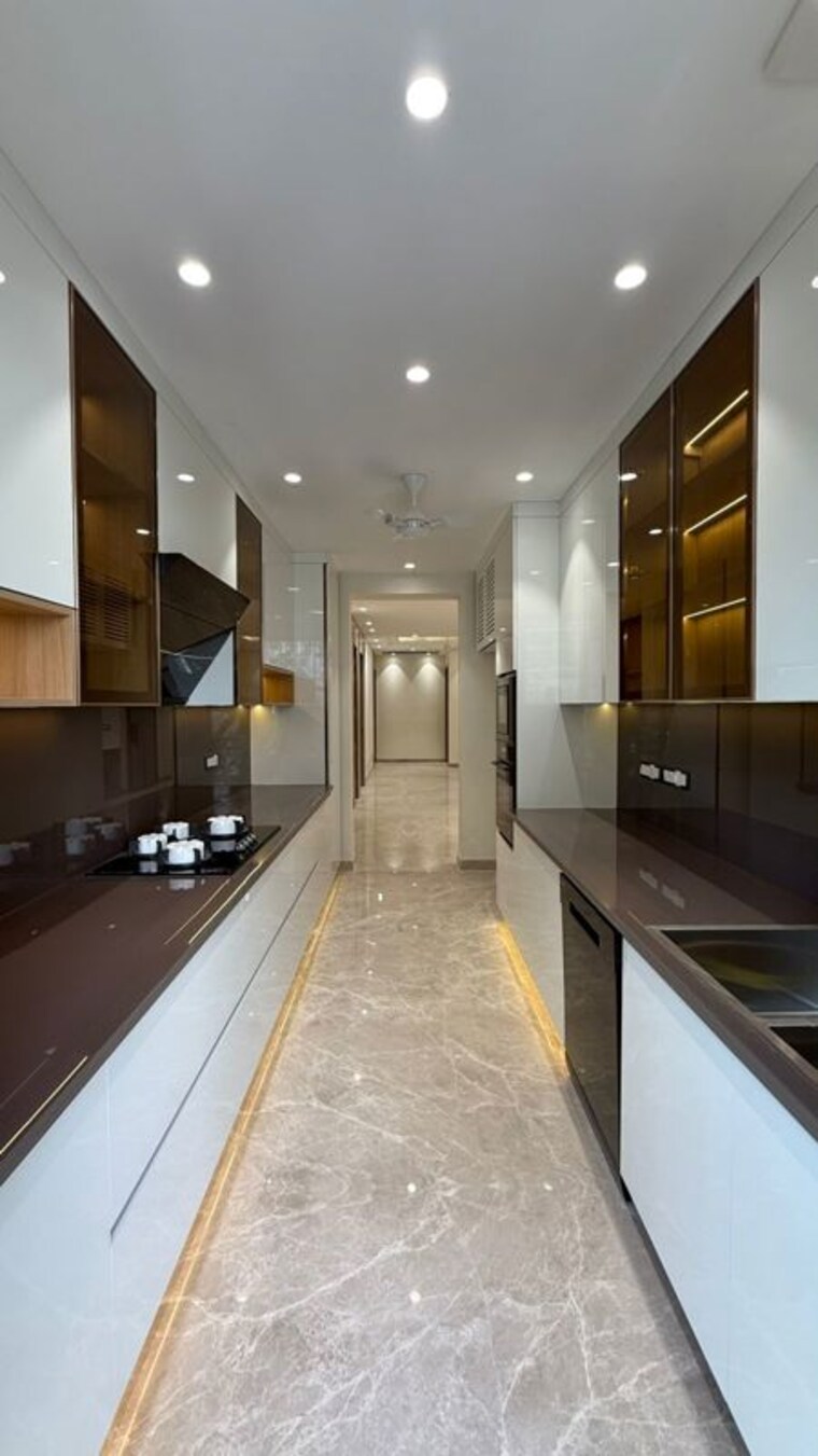 Kitchen, sushant lok i 4 Bedroom 300 Sq.Yd. Builder Floor In Sushant Lok I Gurgaon 10246277