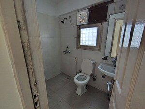 Bathroom in 3 BHK Apartment at Tulip Orange, Sector 70 – for Rent