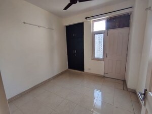 Room in 3 BHK Apartment at Tulip Orange, Sector 70 – for Rent