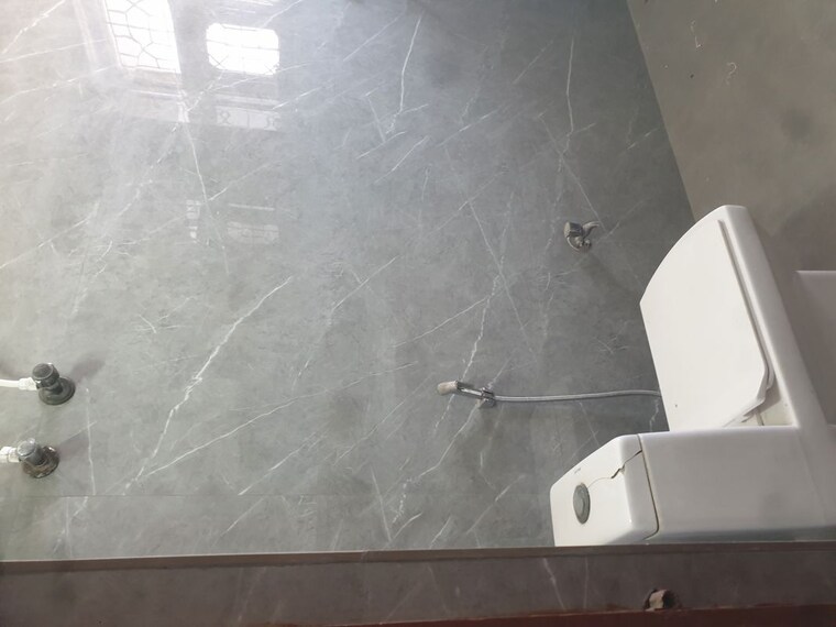 Bathroom, sector 19 2 Bedroom 1750 Sq.Ft. Independent House In Sector 19 Faridabad 10246341