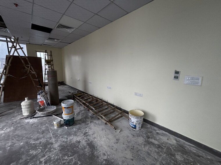 Common Area, urbtech-trade-centre Commercial Office Space 700 Sq.Ft. In Sector 132 Noida 10246344