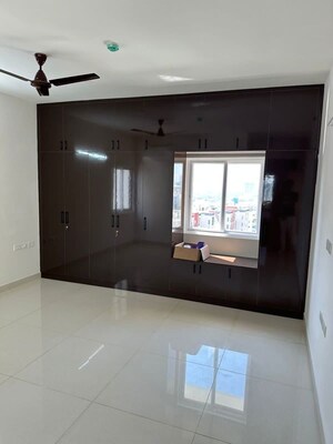 Room in 3 BHK Apartment at Prestige Tranquil, Kokapet – for Rent