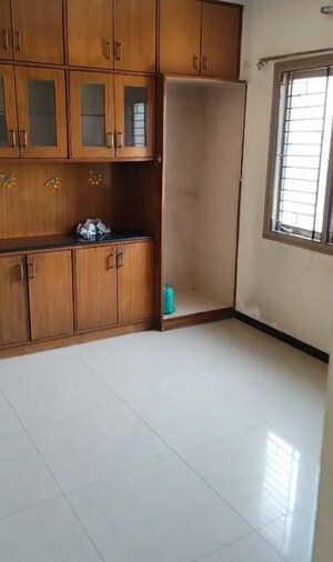 Room in 3 BHK Apartment at Adarsh Apartment Kachiguda, Kachiguda – for Sale