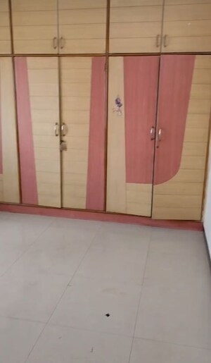 Room in 3 BHK Apartment at Adarsh Apartment Kachiguda, Kachiguda – for Sale