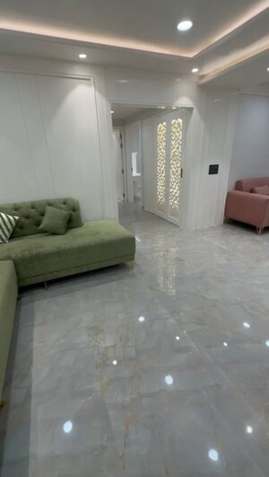 4 BHK Apartment For Rent in Tilak Nagar